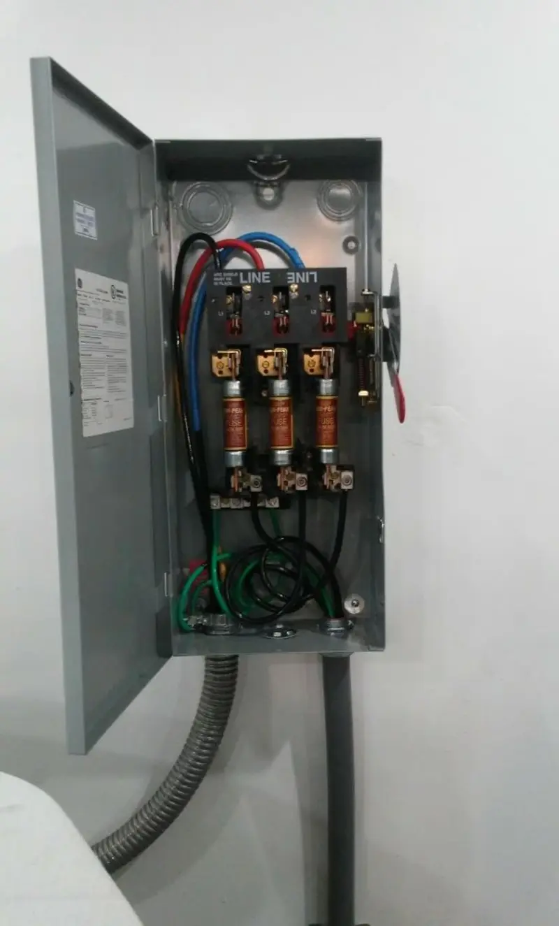Three-phase disconnect switch installed for Electrical Wiring & Rewiring in Eastland